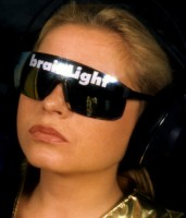 Medical Wellnes - Frau mit Brainlight Brille Foto: brainlight